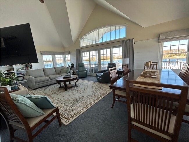 Photo - 67 Esmond Ave