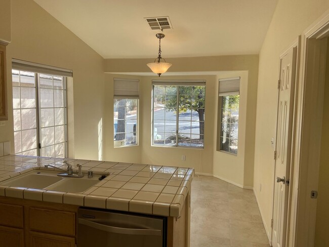 Photo - 3/2 charming single-story home located in the desirable Summerlin