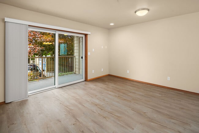 Photo - Chelsea Court Apartments