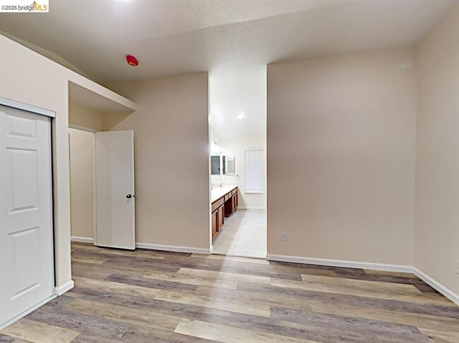 Photo - 1740 Gateway Dr