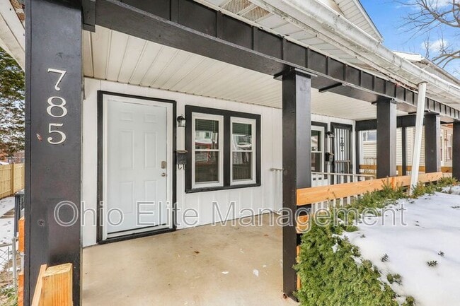 Photo - 785 S 18th St