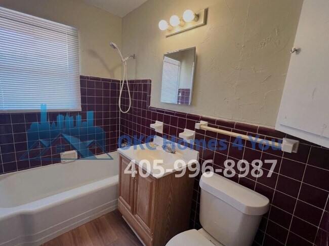 2324 W Britton Rd