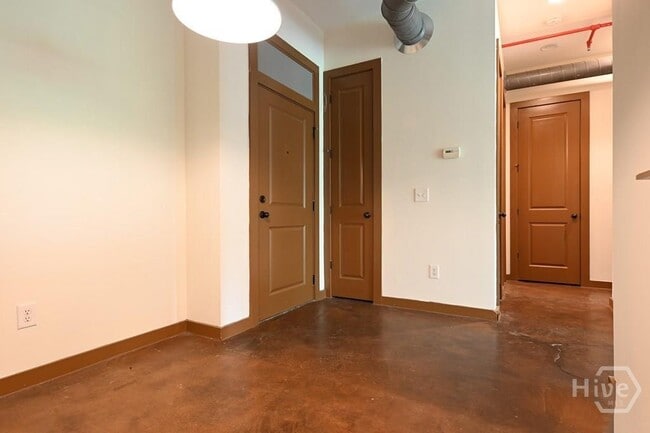 Photo - 250 Martha Dr Unit 304