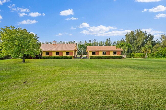 Photo - 11861 Hawk Hollow