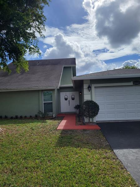 Building Photo - 9371 NW 33rd Pl Rental