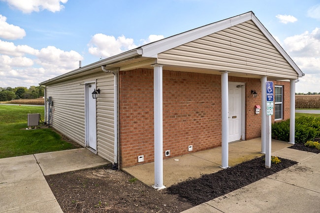 Photo - Summer Tree Terrace