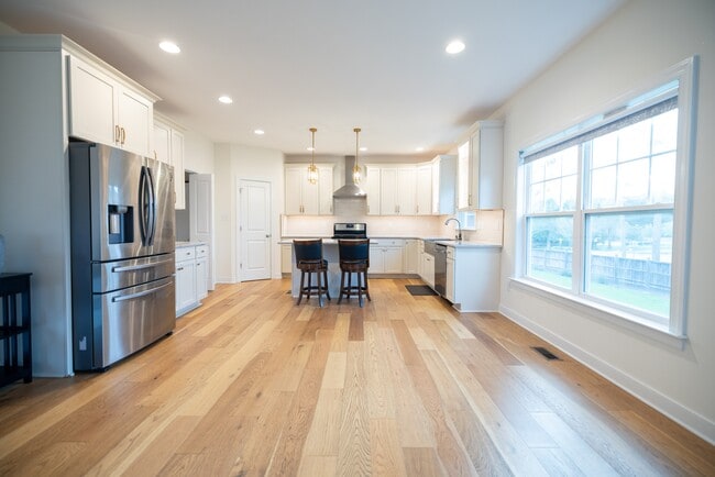 Photo - 12194 Elnora Ln