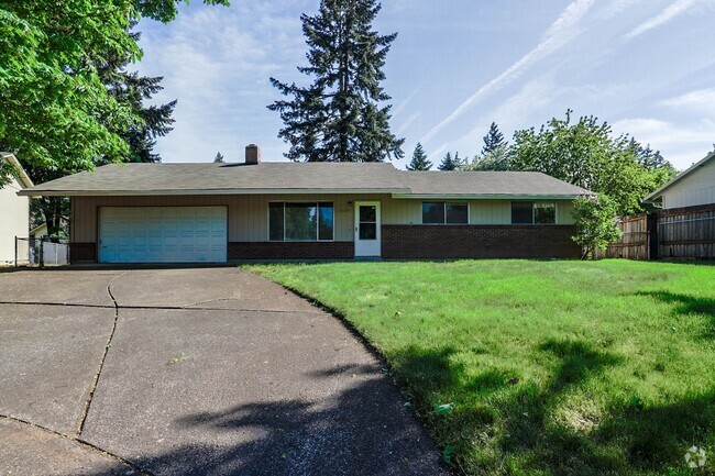 Building Photo - Three Bedroom Ranch with Large Yard! Rental