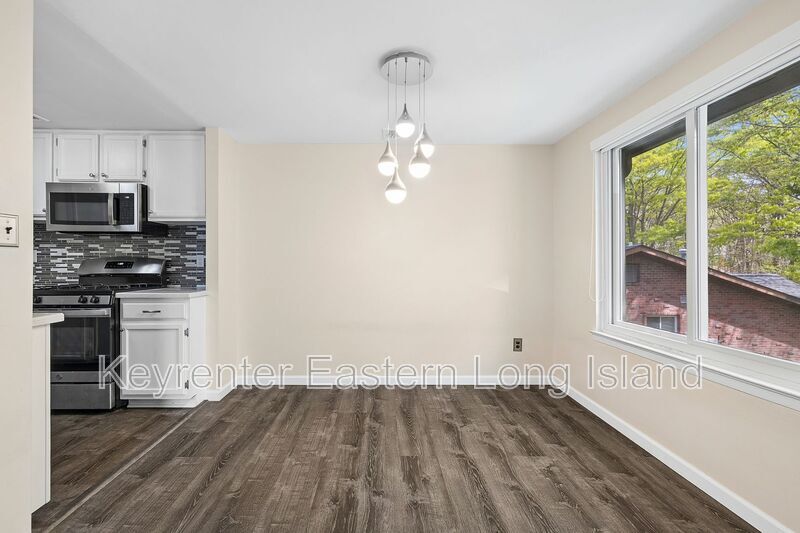 Photo - 104 Birchwood Rd