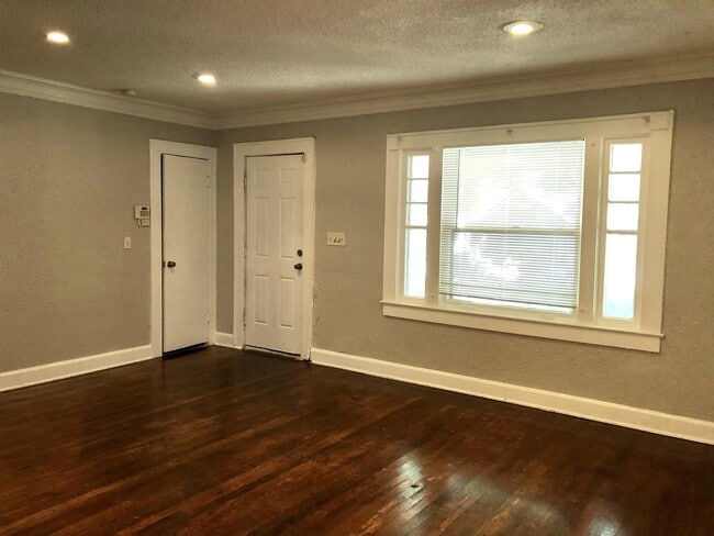 Photo - 3414 Bales Ave