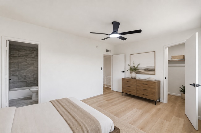 5846 S Del Moral Blvd Unit 5846 S Del Moral Blvd
