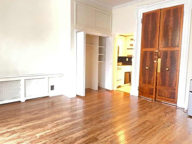 Photo - 228 Beacon St Unit 2