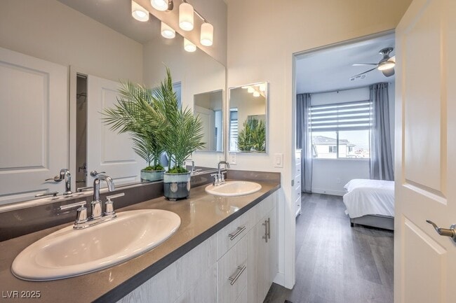 Building Photo - 9446 Venus Pt Ct