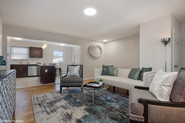 Photo - Grandview Gardens