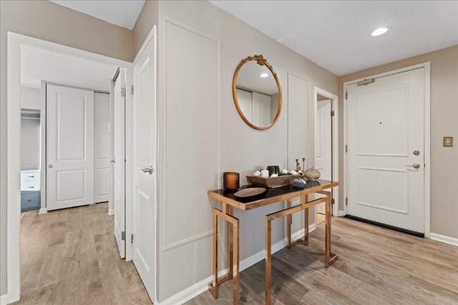 Photo - 810 Matson Pl Unit 1406