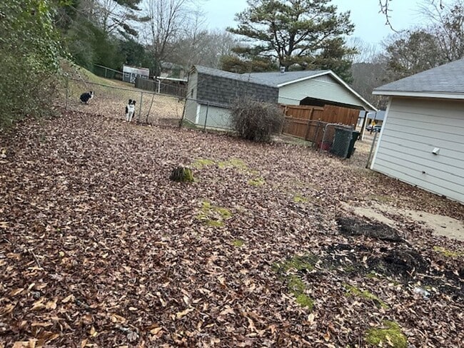 Photo - 3 bed 2 bath perfect location