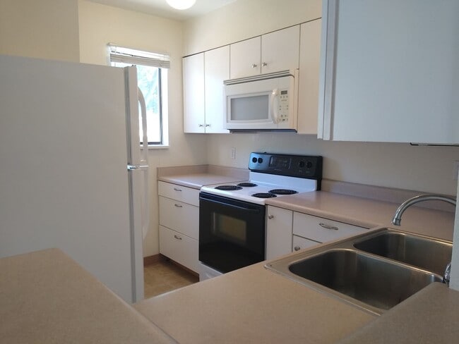 Photo - Fort Collins Condo for Rent – Updated and ...
