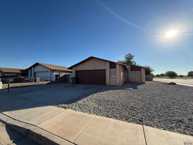 Building Photo - 1791 S 45th Dr
