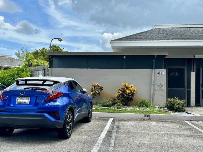 Front - 8101 SW 22nd Ct Unit 138