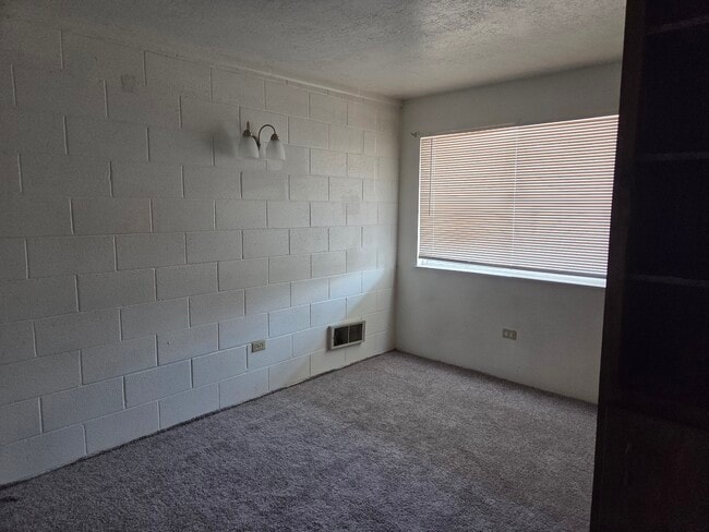 Bedroom - 1051 S 4th Ave Unit 34