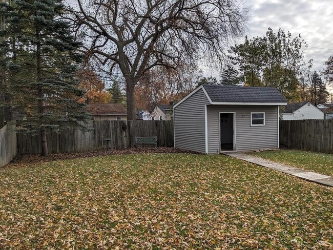 Photo - 408 N Harris St