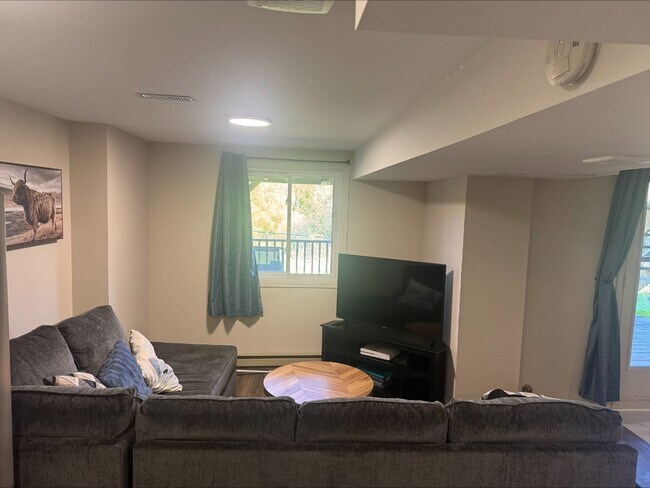 Photo - 184 Timpson Dr