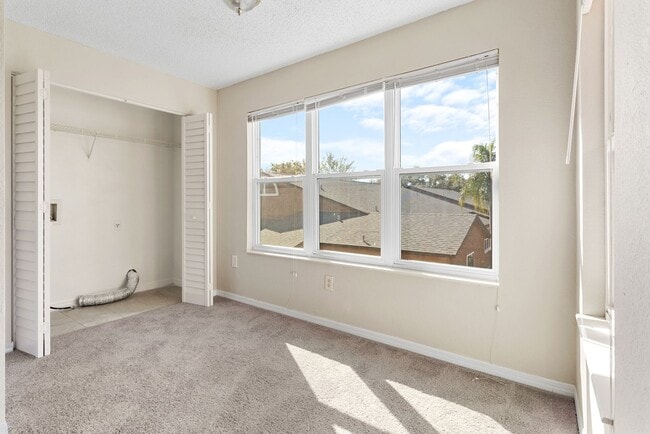 Photo - Venetian Place - 833 Unit 833