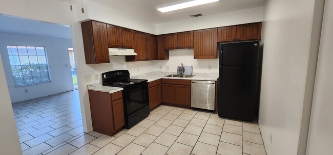 Photo - 5805 NW 23rd Ter Unit Apt 1