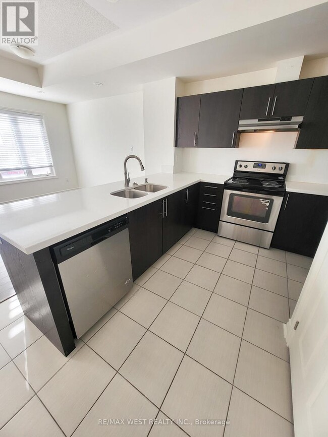 Photo - 2420 Baronwood Dr