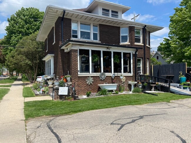 Photo - 217 S 4th St Unidad Lower