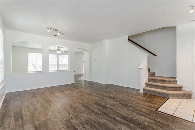 Photo - 513 Pineview Ln