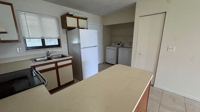 Photo - 5045 SE Primrose Way