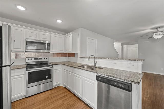 Photo - 727 W Johnson St