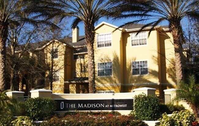 Building Photo - 2558 Robert Trent Jones Dr Unit 1412