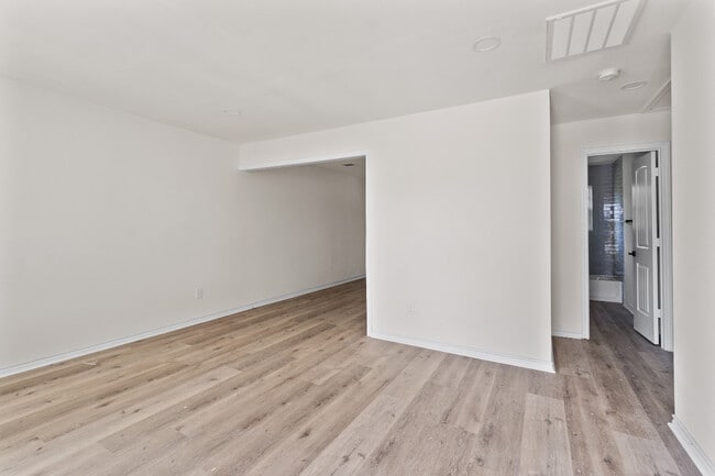 Photo - 5031 Mallow St Unit B