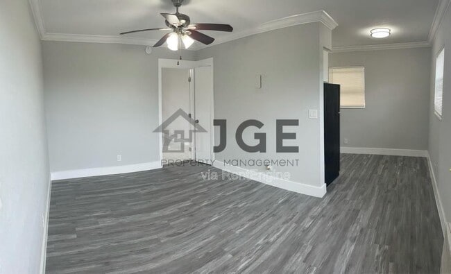 Photo - 3128 SW 12th Pl Unit 3