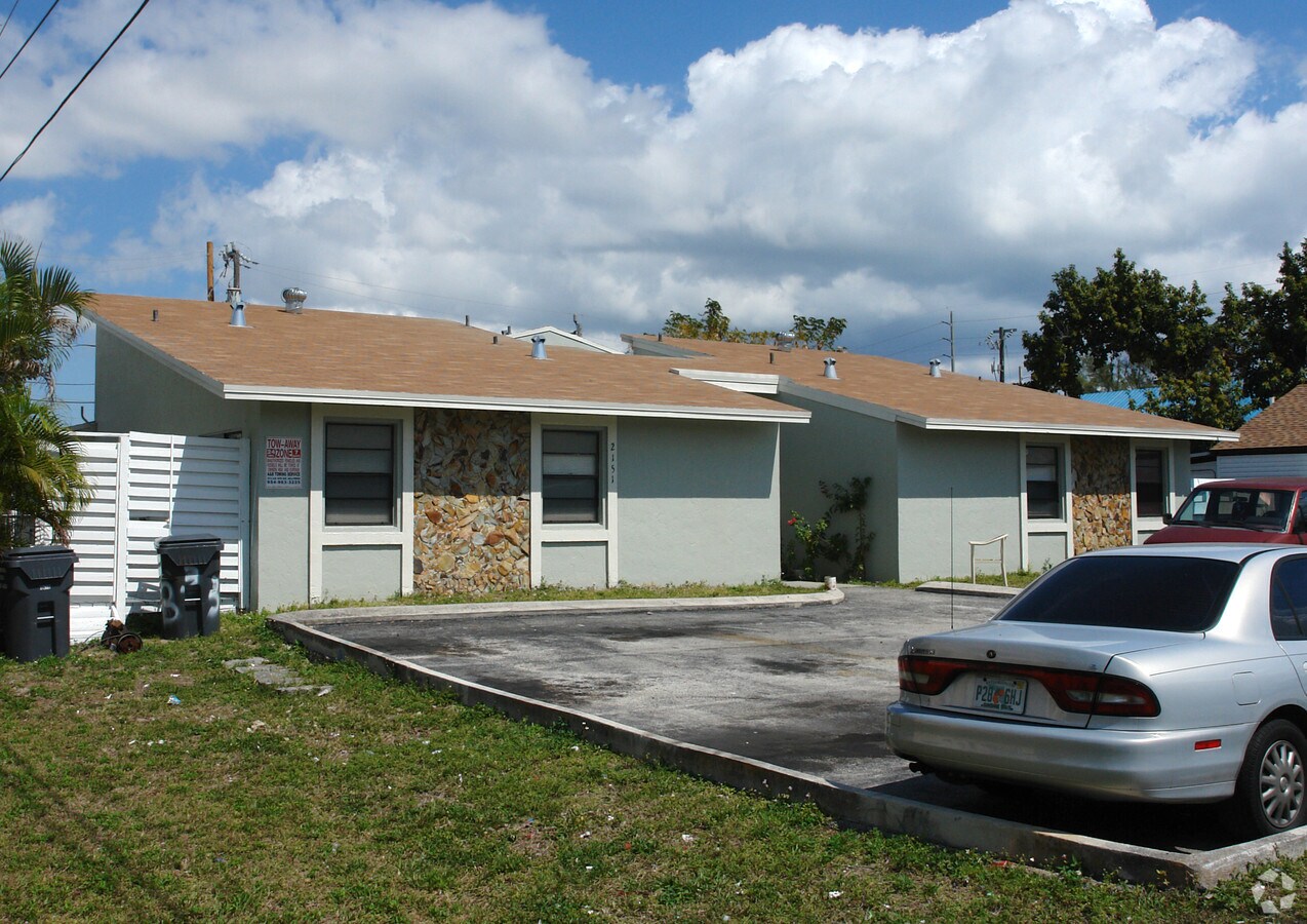 2151 Lincoln St. - 2151 Lincoln St.