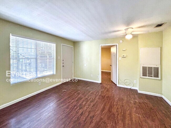 Photo - 710 E Dean Keeton St Unidad 104