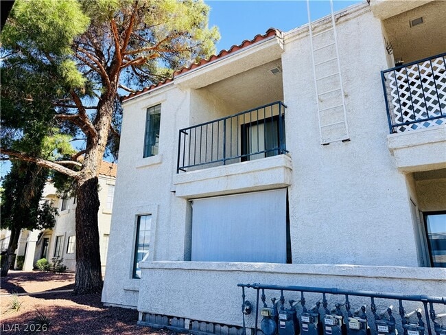 Photo - 4831 Nara Vista Way Unit 204