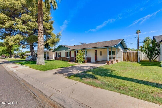 Photo - 3412 E Turney Ave