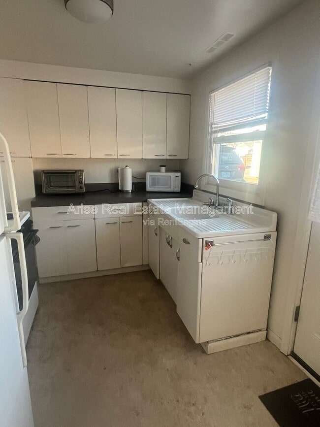 Photo - 130 SW Canyon Dr Unidad 4