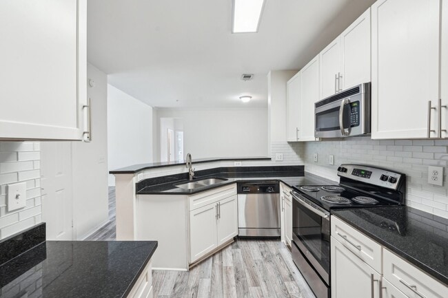 Wesley St. James Apartments at Sandy Springs