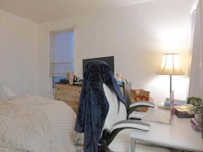 860 Huntington Ave