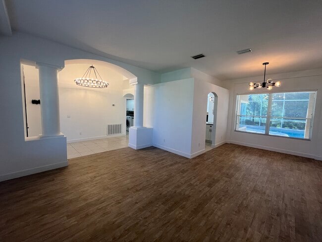 Photo - 1220 Hampstead Ln