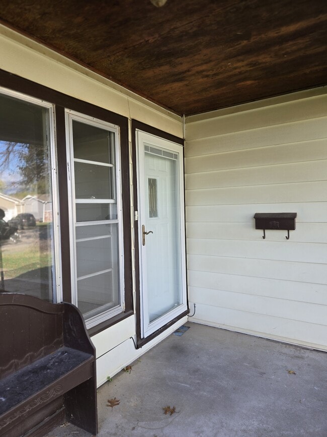 Photo - 1219 N Harding Ave