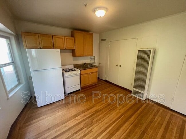 Photo - 518 41st St