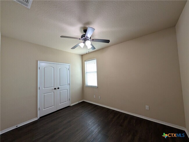 Photo - 1032 Brown Rock Dr