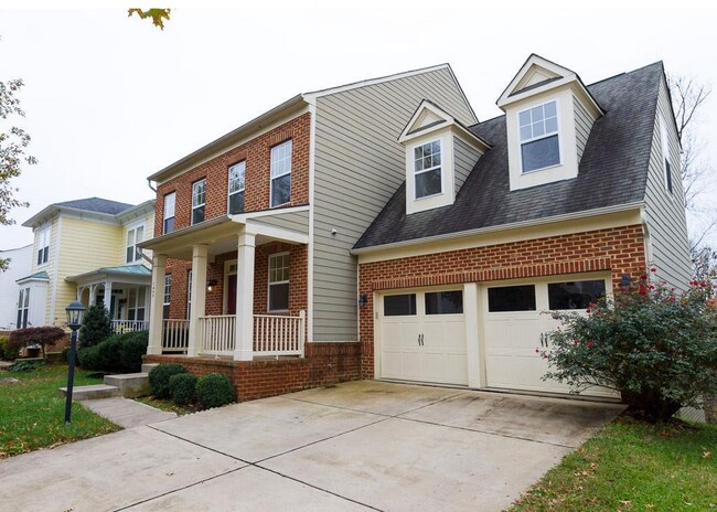 Photo - 1400 Graham Dr House