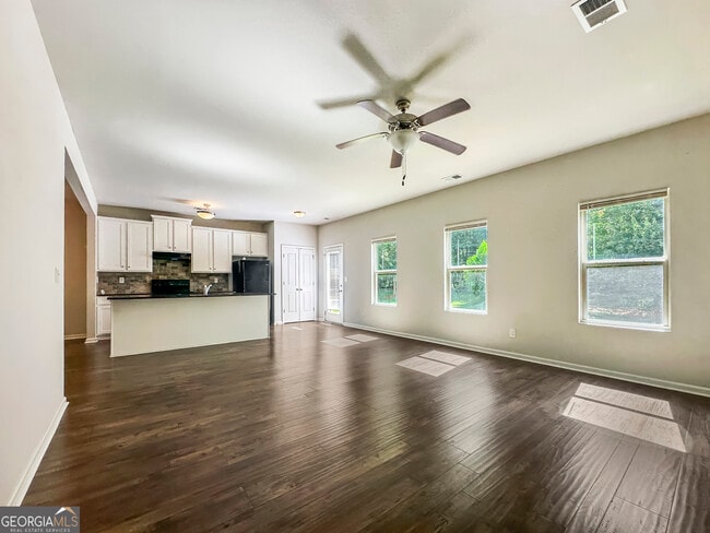 206 Daisy Cir