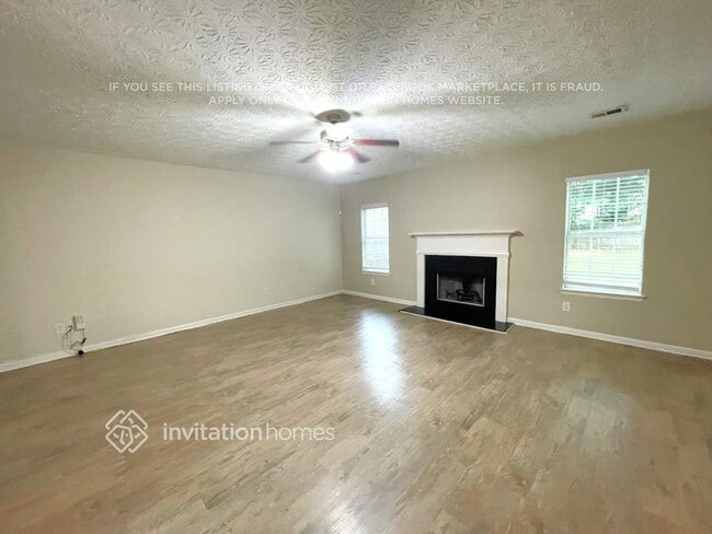 Building Photo - 3679 Lear Ct